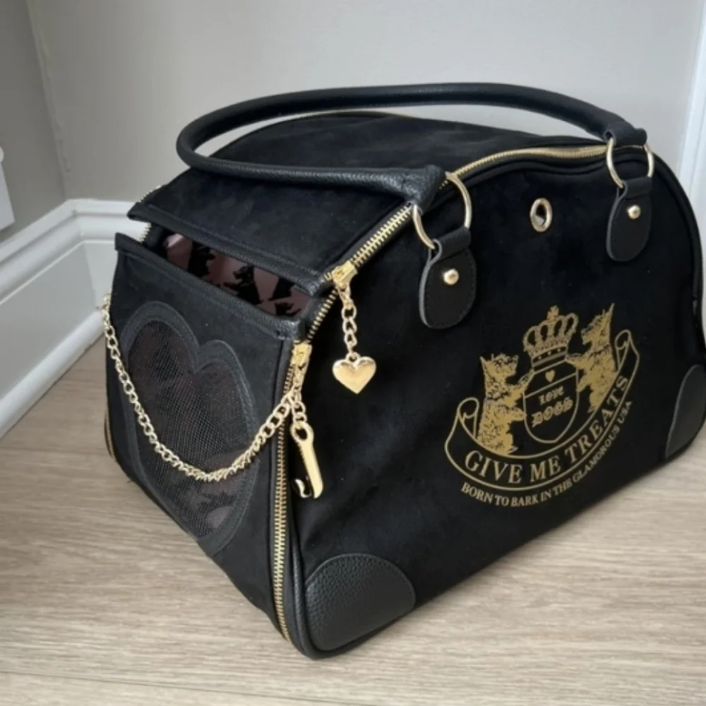 NWT Juicy Couture Pet Carrier Black & Pink Travel Bag for Small Dog & Cat.